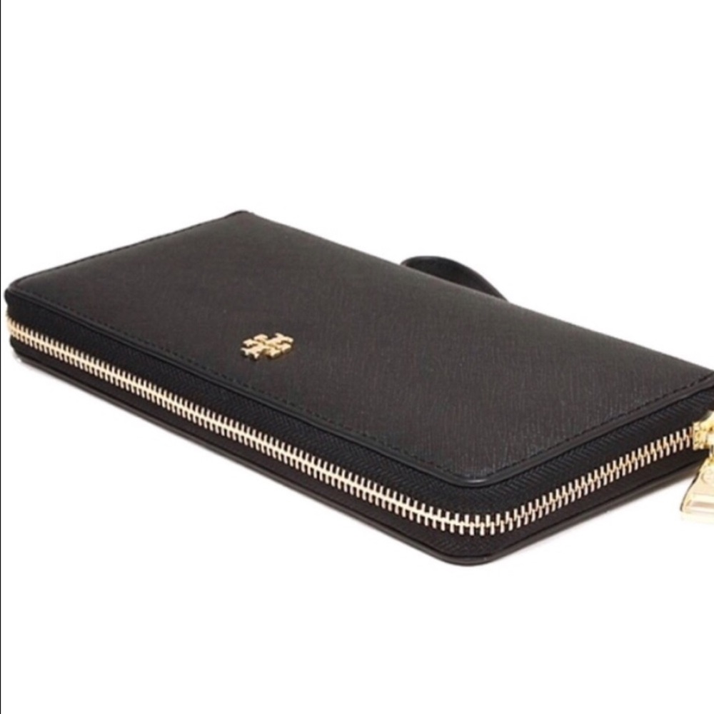 Tory Burch York Zip Passport Continental Wallet - Picture 5 of 8